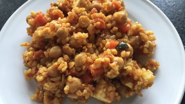 Bulgur-Salat mit Kichererbsen – Fitnessrezepte.de