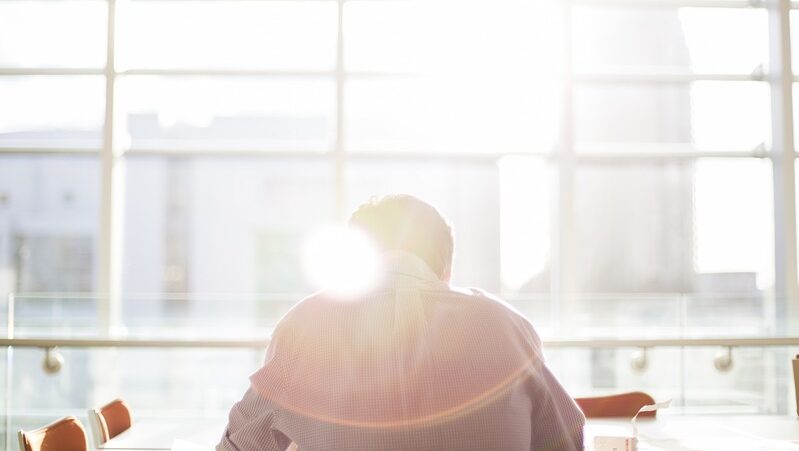 Sonne, Büro